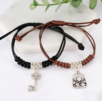 Комплект браслетов