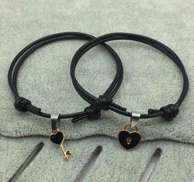 Комплект браслетов