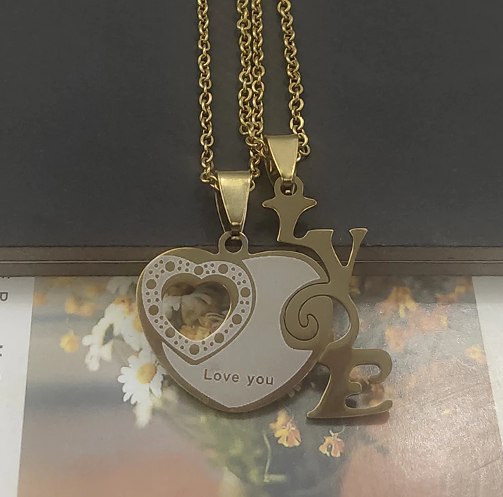 Kulonu komplekts Love