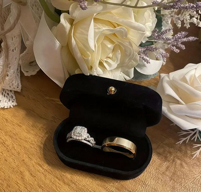 Gredzenu kastīte Stils