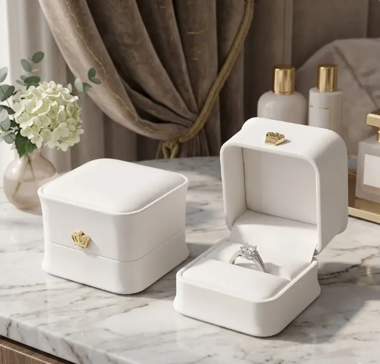 Gredzenu kastīte Karaliene